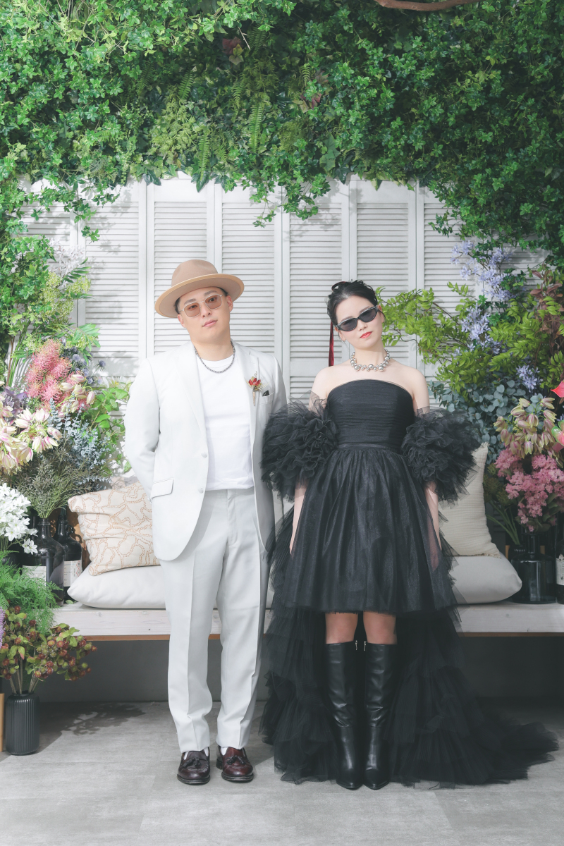 新作ドレス着用！ブラックドレスでシックにスタジオプラン！