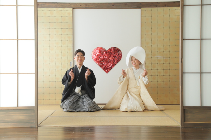 和装な自由なポーズで!