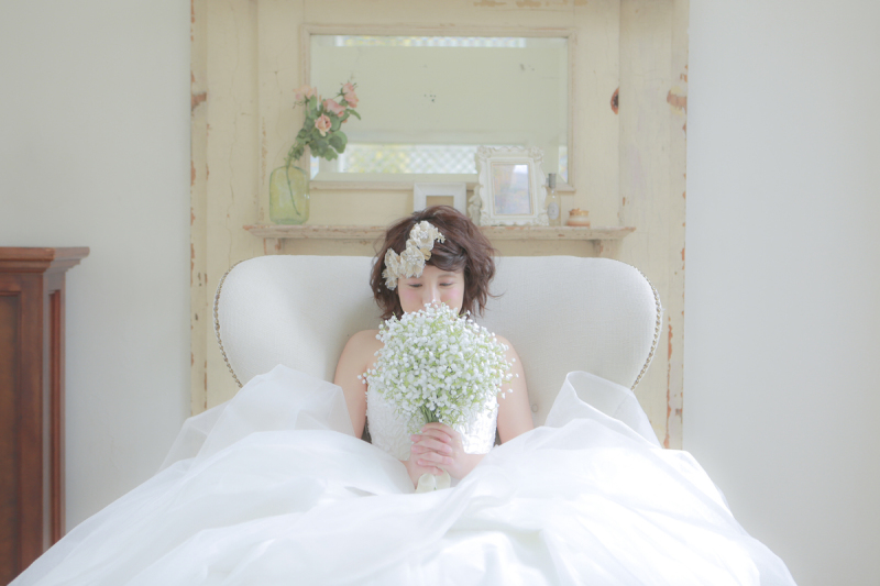 『ブーケで隠す口元は.....♡』