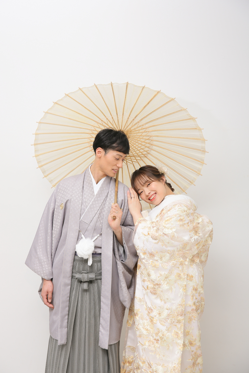 シンプルな背景も