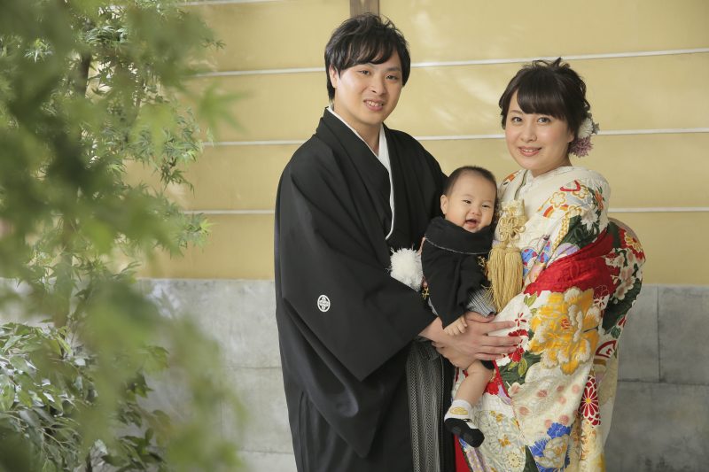 和装・洋装姿で、お子様と撮影