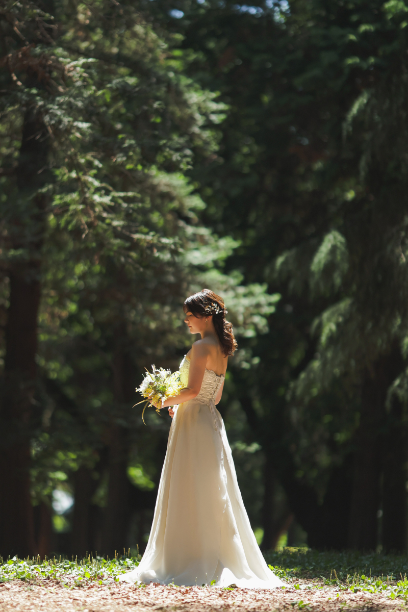 衣装と新緑がピッタリ！