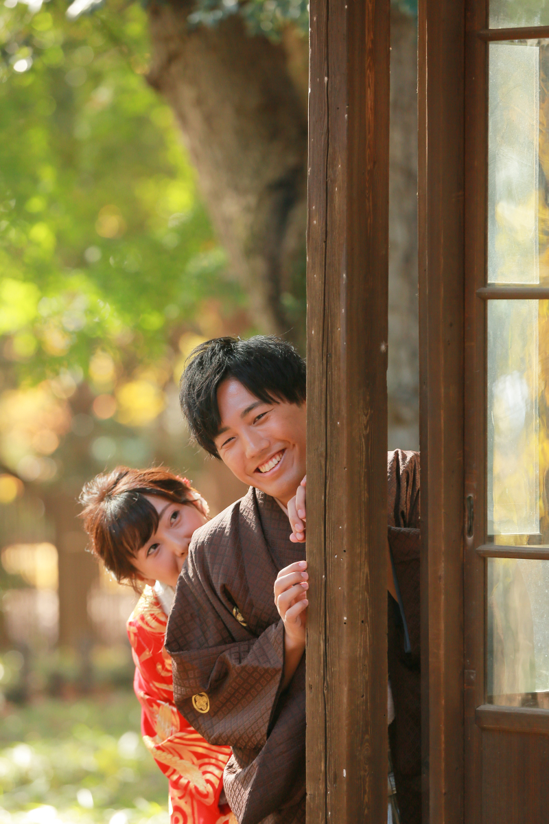 くだけた写真も