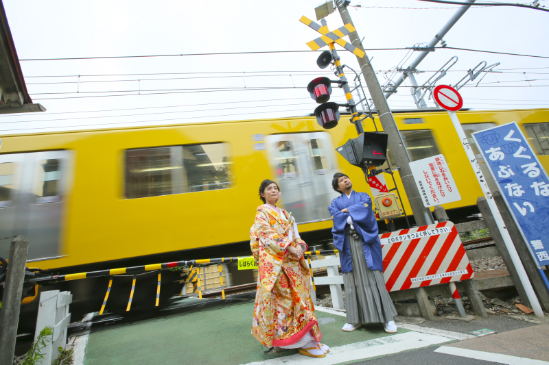 「電車と和装」