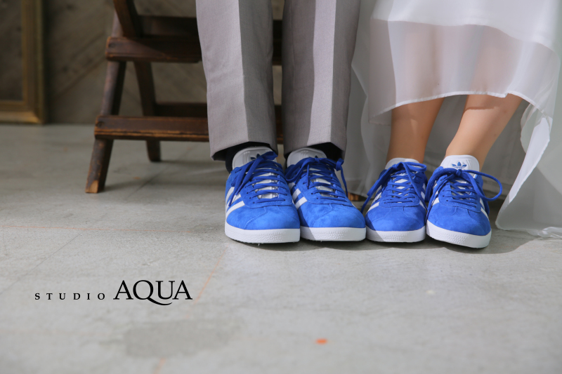 お揃いのスニーカー