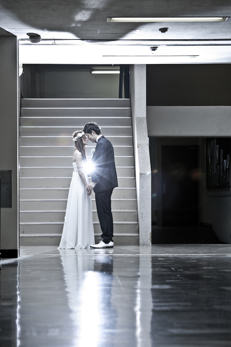 『廊下＋オデココツン』