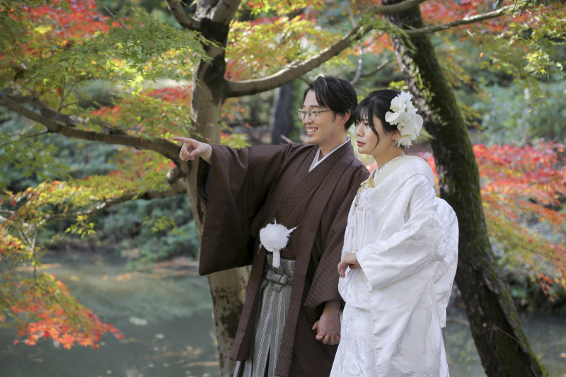 何かを発見！？