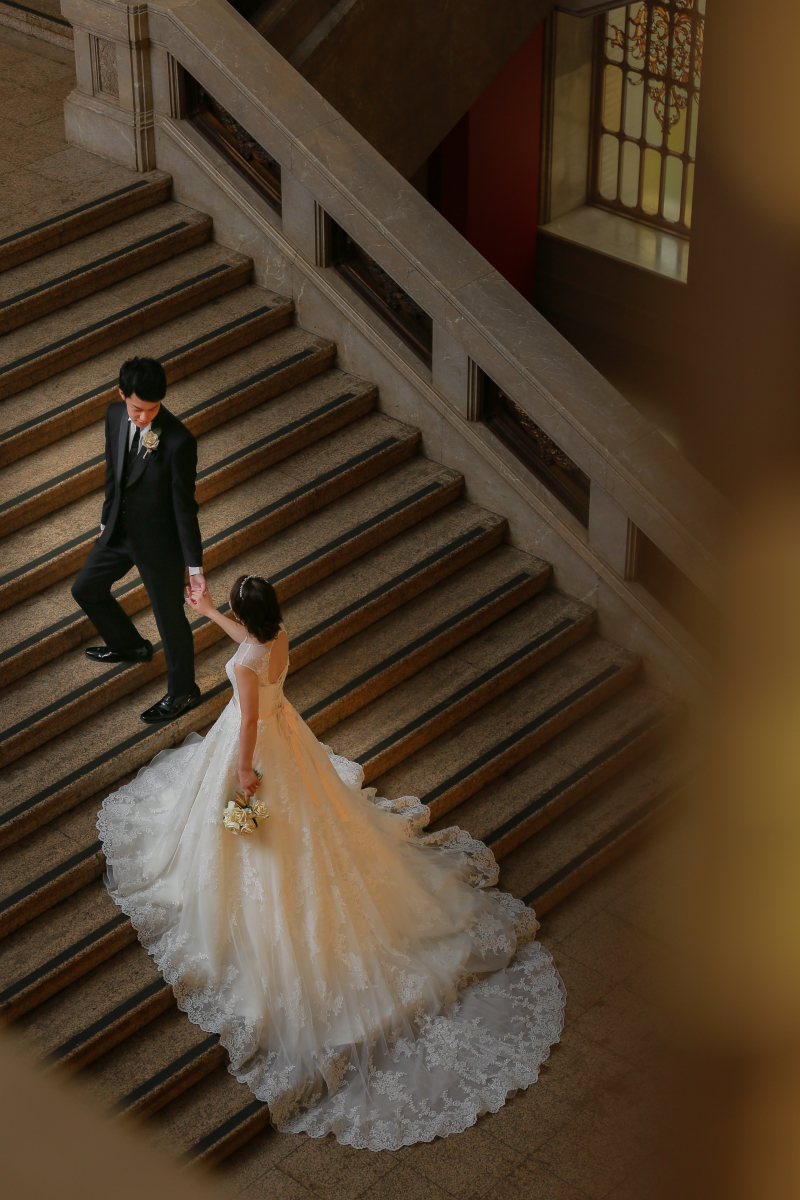 エスコートして