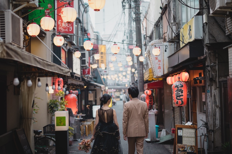 お二人の馴染みある街で