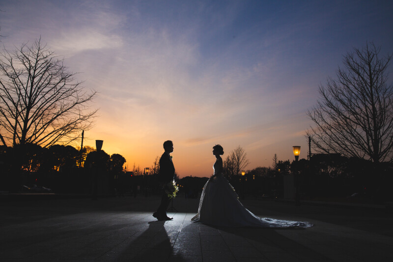 東京駅を背にすると