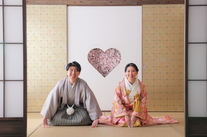 ハートのいの目窓もピンクで統一