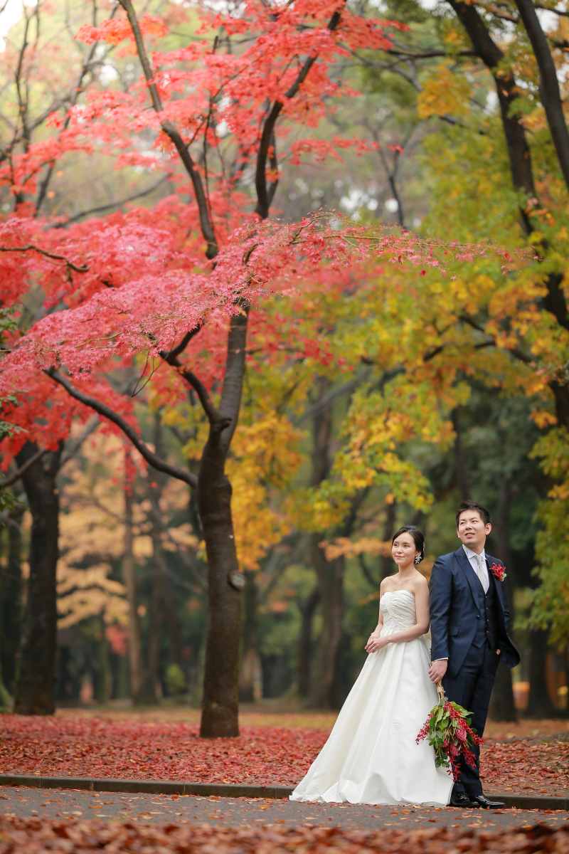代々木公園でドレスを。