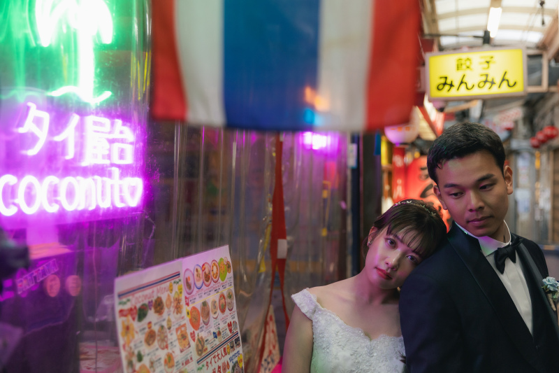 ネオンを利用して