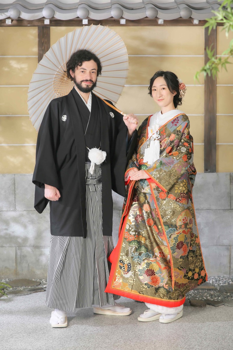 和傘を持つとイメージが変わりますね！