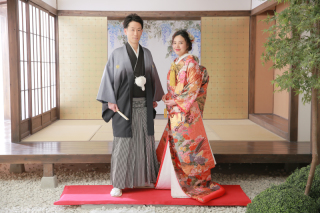 色打掛も白無垢も