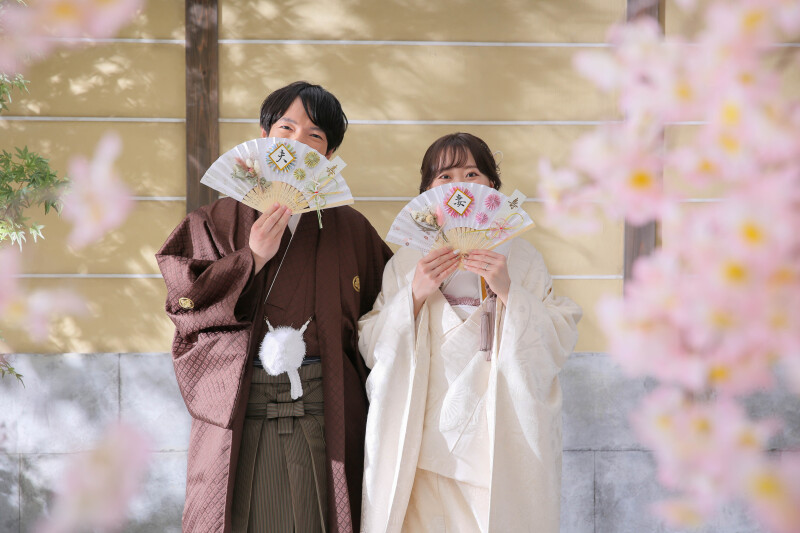 個性あふれる扇子での撮影