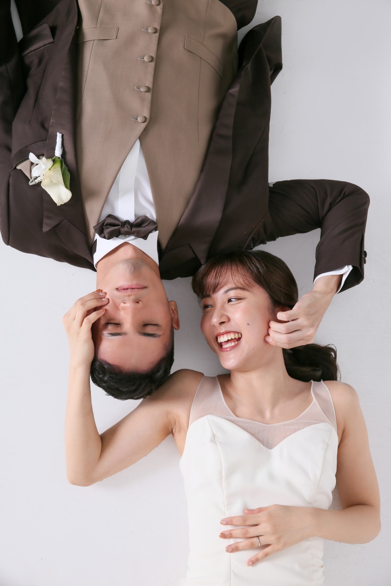 寝転びショット♡