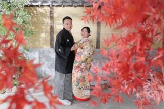 スタジオで秋らしい紅葉撮影