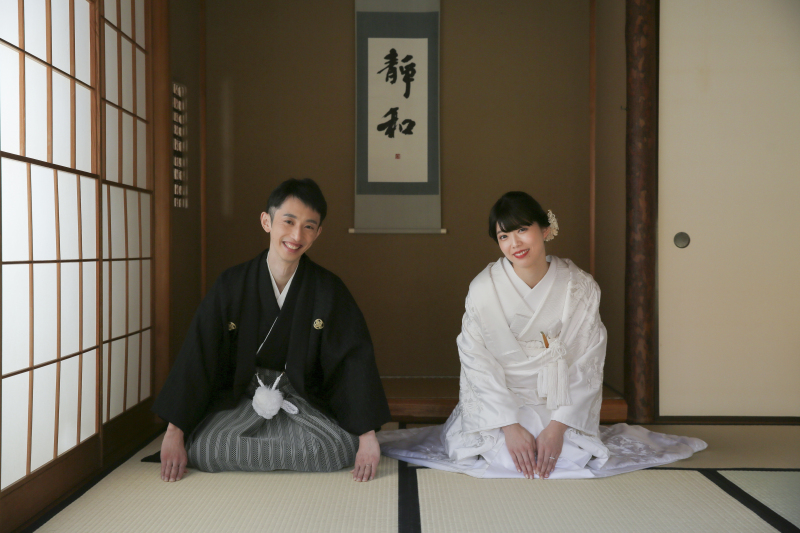 目白の和室で。