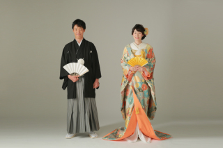 おしゃれ着物でシンプル和装スタジオ！