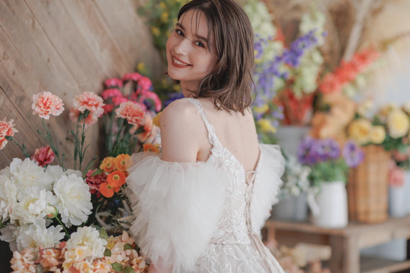 カラフルに明るいお写真も！