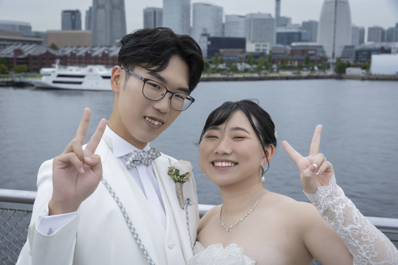 結びはピース！