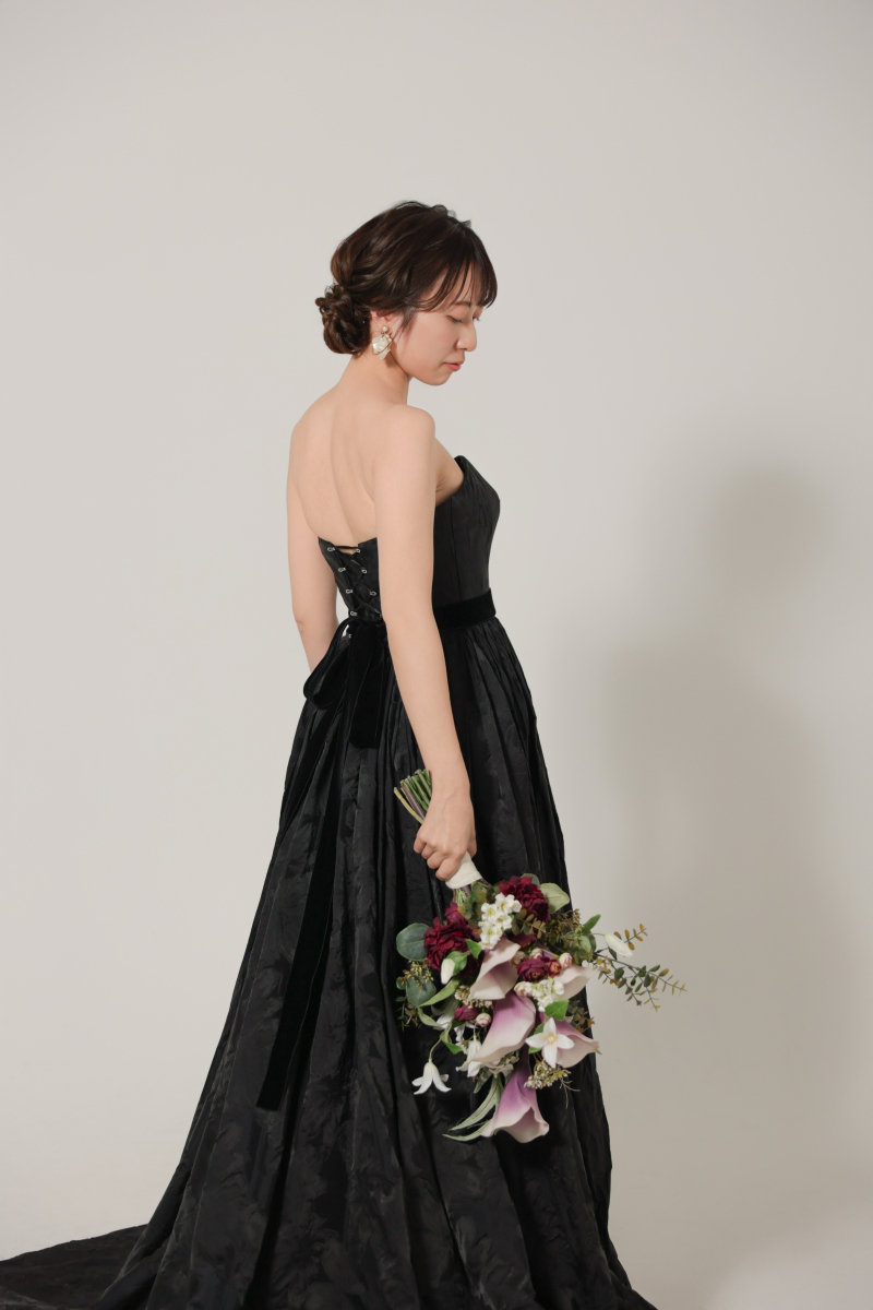 新婦様の後ろ姿