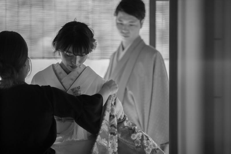 お支度の様子を