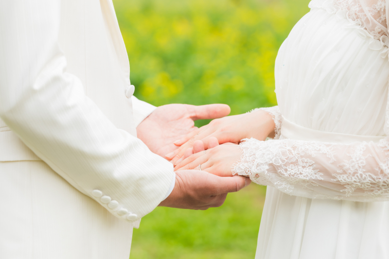 手元のカットもカラフルに!