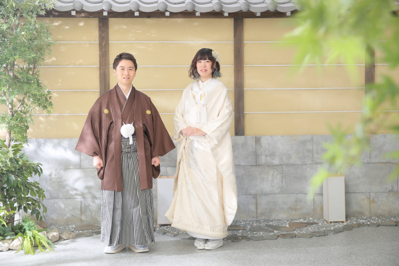 春の陽の木漏れ日。