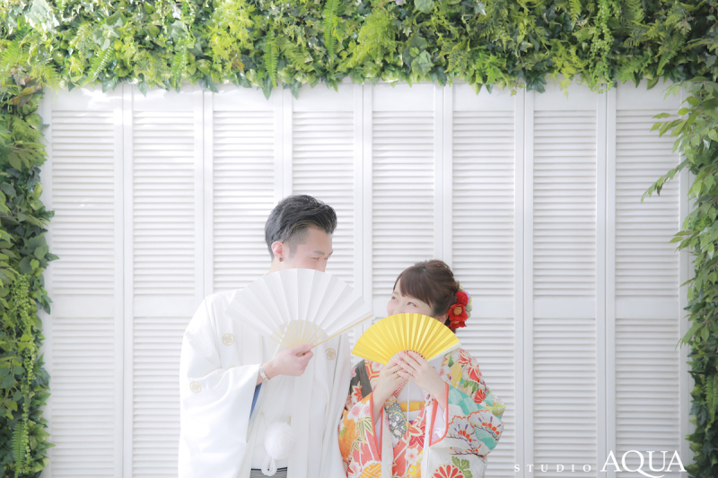 『柔らかい光の中のお二人』