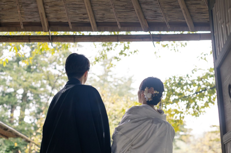 そらを見つめるおふたり