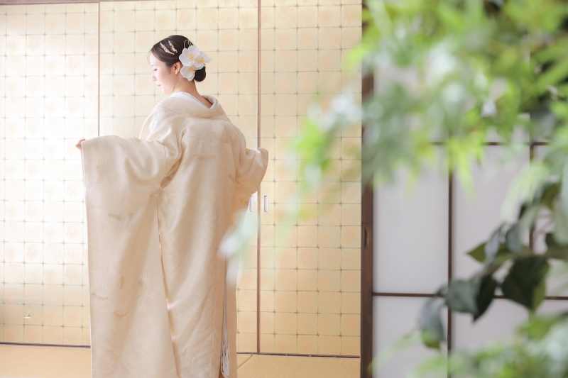 後ろ姿も残して・・・