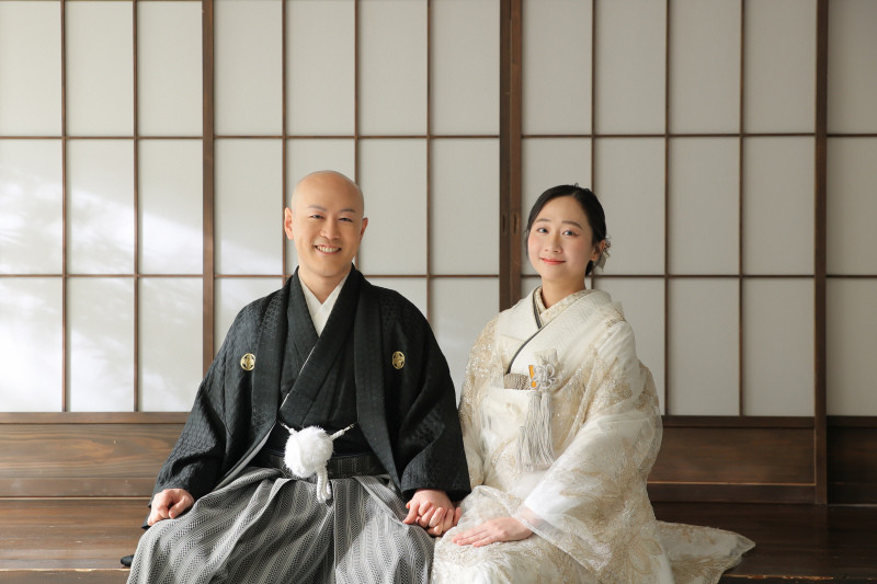 仲良く手を繋いで可愛く撮影 ♪