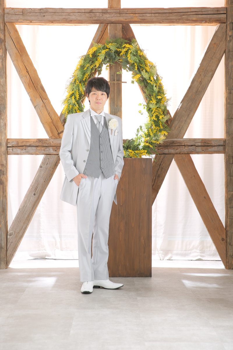 ご新郎様のソロショット。
