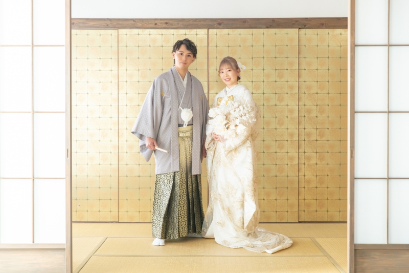 お茶室でお花と