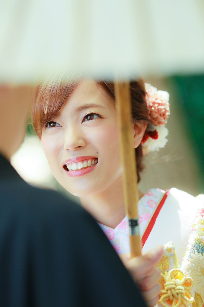 「見つめ合って」