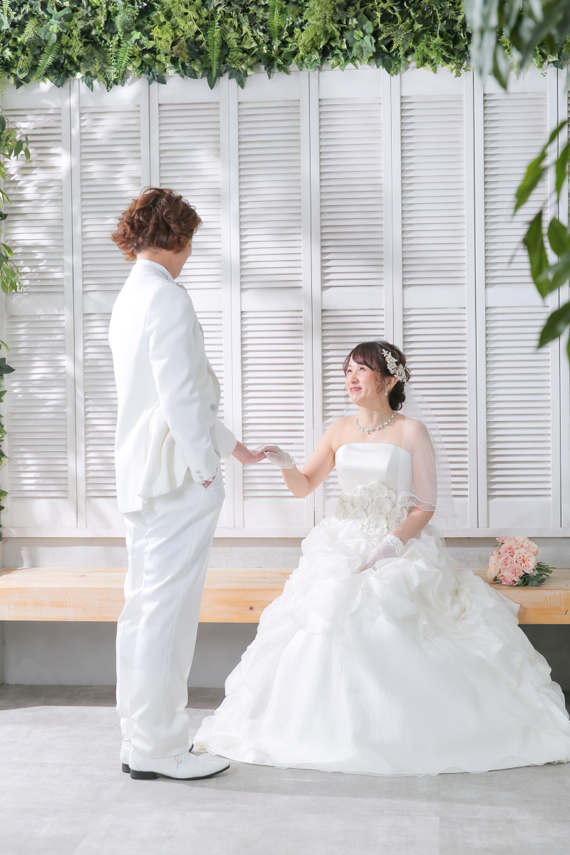 手を差し伸べて