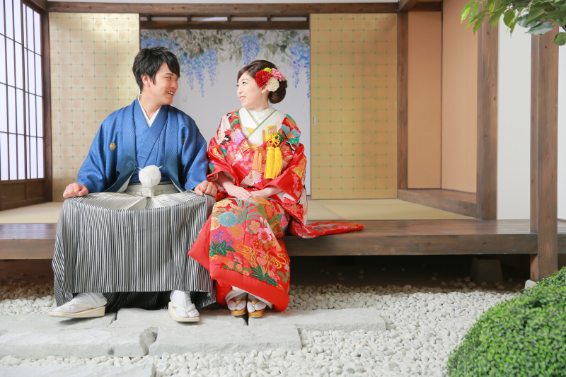 縁側に座っているお姿も！