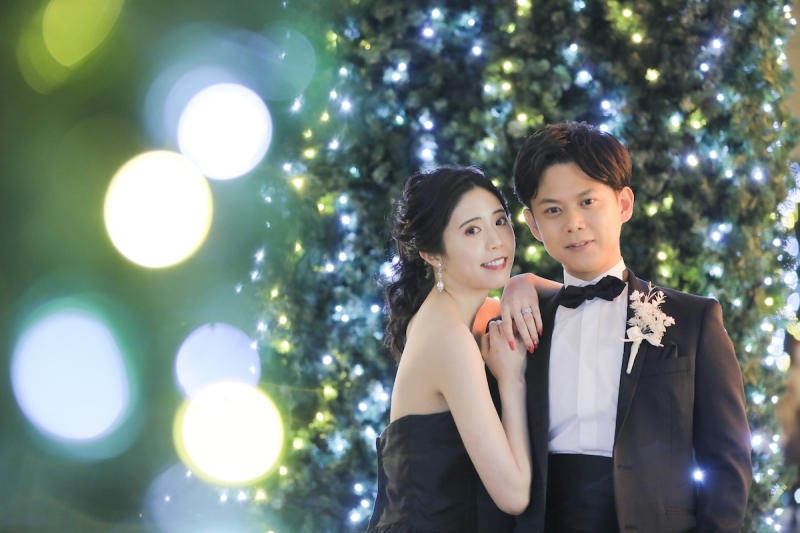 青い煌めきの中で