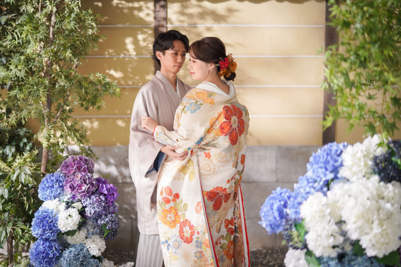 2人で寄り添いながら