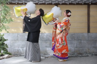 小物のお持ち込み大歓迎！屋内庭園スタジオ！