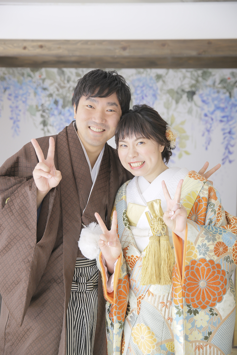 「締めはピースで」