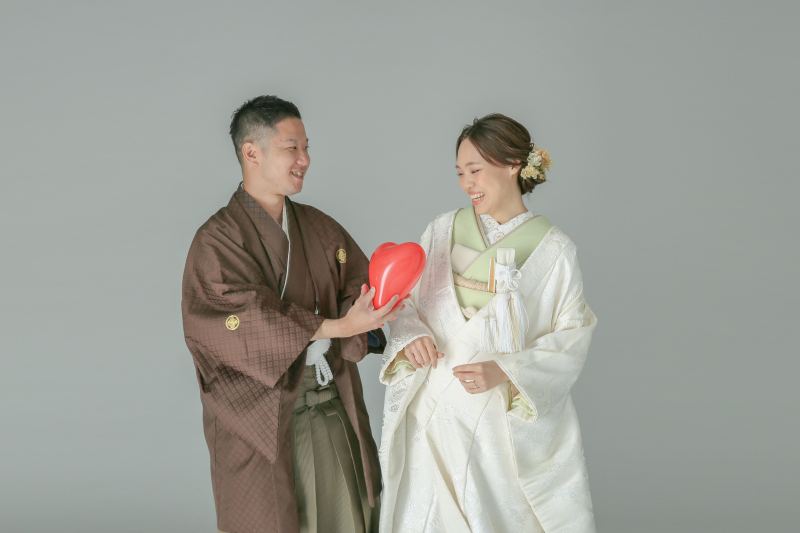 照れながらも…