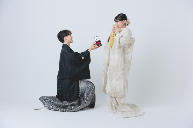 真っ赤な薔薇を新婦様に