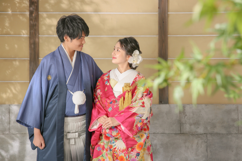 見つめあって…