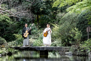 自然の中でライブ気分！