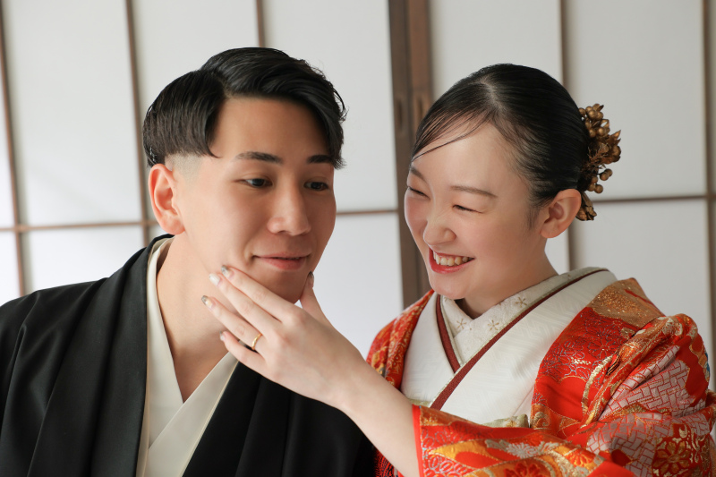 されるがままの新郎さん