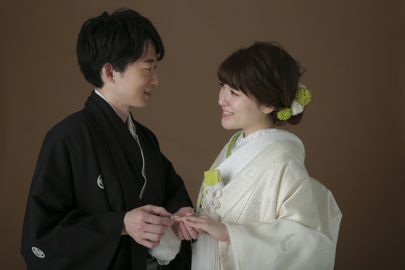 前撮りでゆっくり指輪交換撮影