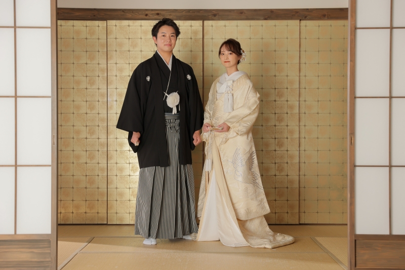 伝統的な立ち姿